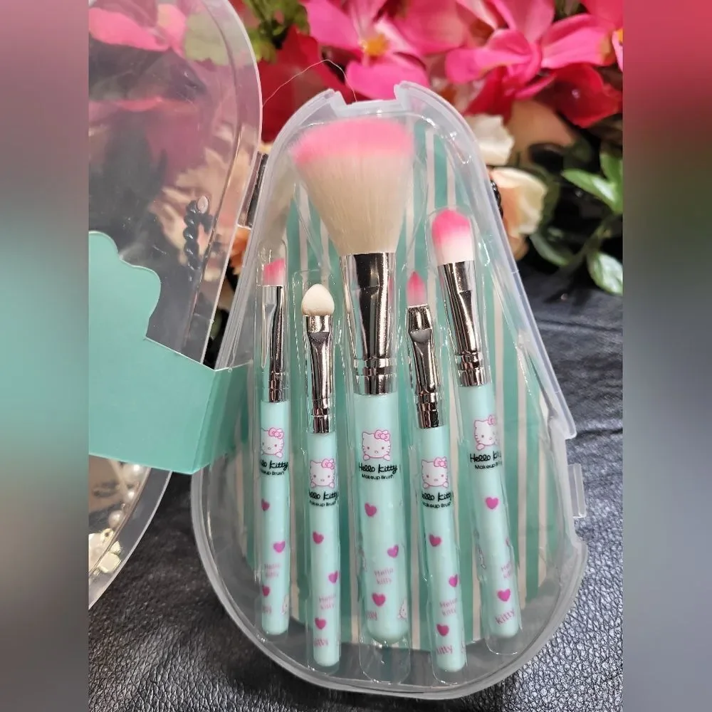 NEW HELLO KITTY MAKEUP BRUSH 5PC SET